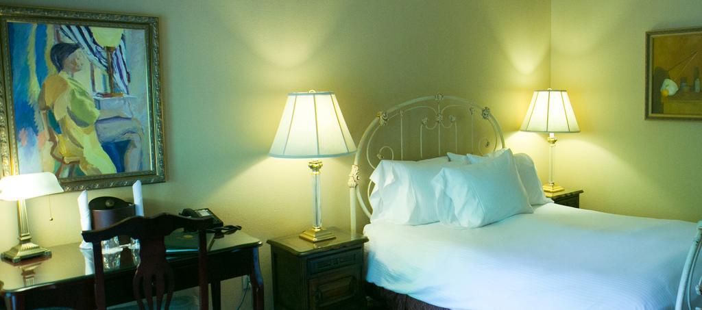 The Sanford House Inn & Spa Арлингтън Екстериор снимка