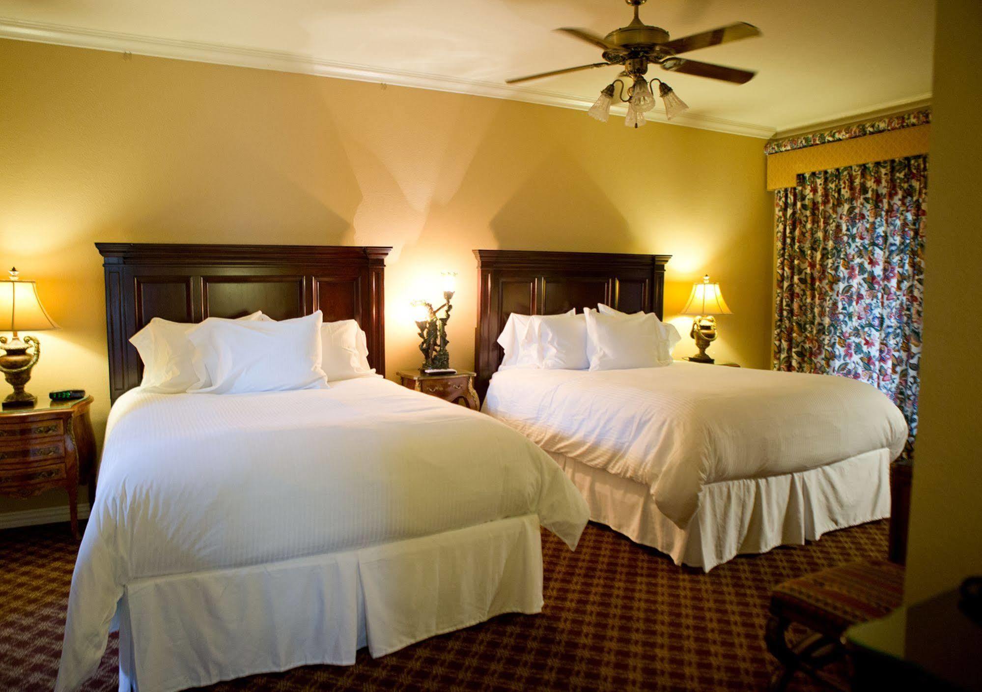 The Sanford House Inn & Spa Арлингтън Екстериор снимка