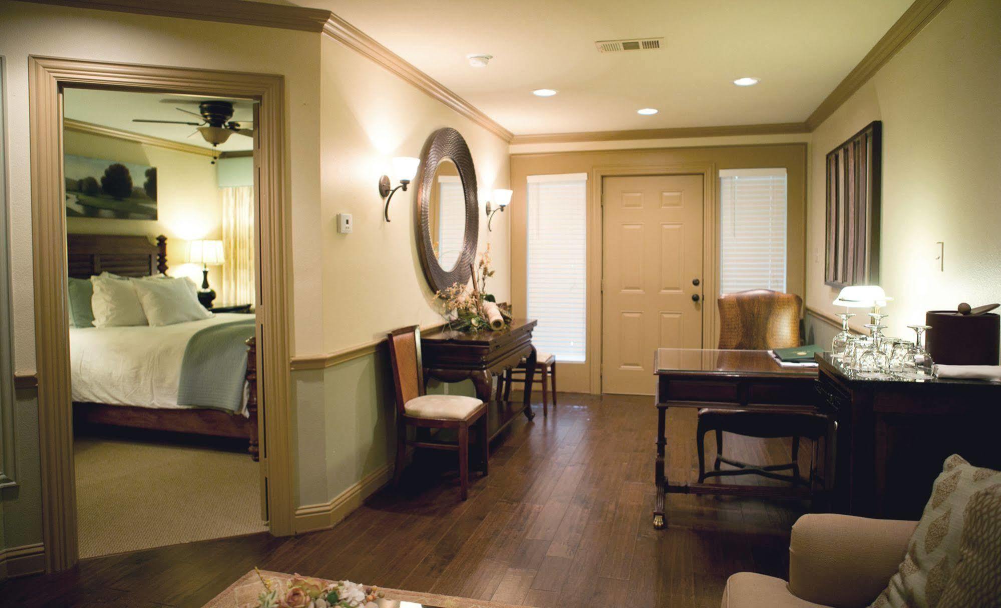 The Sanford House Inn & Spa Арлингтън Екстериор снимка